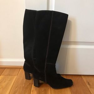 Liz Claiborne black leather/suede heeled boots.